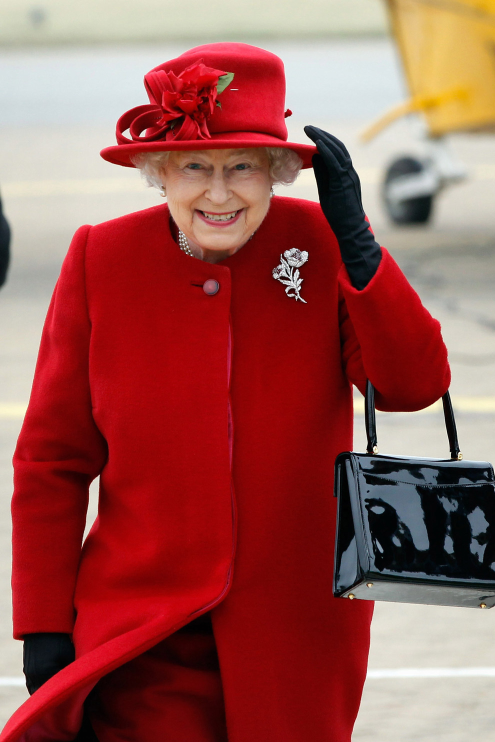 queen elizabeth ii red dress Ceremonial dress mantle for H.M Queen Elizabeth II order of the British  Empire